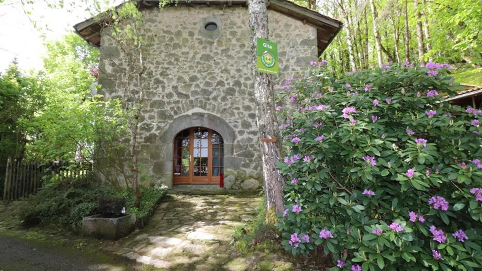 Gite Independant Avec Piscine Chauffee En Pleine Nature - Parlan, 6 Pers. - Fr-1-742-343